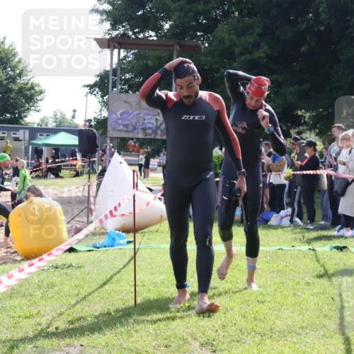16.06.2024 - 26. Vierlanden-Triathlon Lena Gebhardt http://msf.ph/oto/6314874 16.06.2024 09:45:17 Schwimmen 17, 97, 133, 160, 17, 97, 133, 160 meine-sportfotos.de