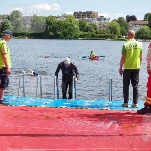 16.06.2024 - 7 Türme Triathlon KatJ http://msf.ph/oto/6314879 16.06.2024 11:22:09 Schwimmen 162 meine-sportfotos.de