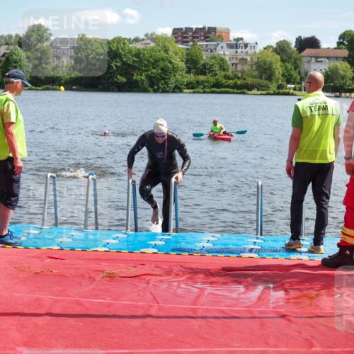 16.06.2024 - 7 Türme Triathlon KatJ http://msf.ph/oto/6314885 16.06.2024 11:22:09 Schwimmen 162 meine-sportfotos.de