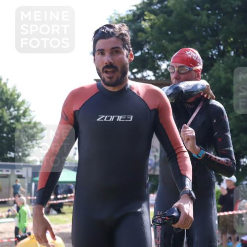 16.06.2024 - 26. Vierlanden-Triathlon Lena Gebhardt http://msf.ph/oto/6314889 16.06.2024 09:45:19 Schwimmen 17, 97, 133, 160, 17, 97, 133, 160 meine-sportfotos.de