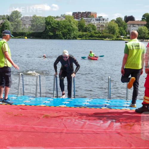 16.06.2024 - 7 Türme Triathlon KatJ http://msf.ph/oto/6314896 16.06.2024 11:22:09 Schwimmen 162 meine-sportfotos.de
