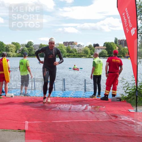 16.06.2024 - 7 Türme Triathlon KatJ http://msf.ph/oto/6314928 16.06.2024 11:22:12 Schwimmen 162 meine-sportfotos.de