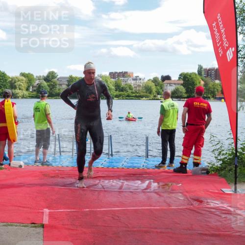 16.06.2024 - 7 Türme Triathlon KatJ http://msf.ph/oto/6314935 16.06.2024 11:22:13 Schwimmen 162 meine-sportfotos.de
