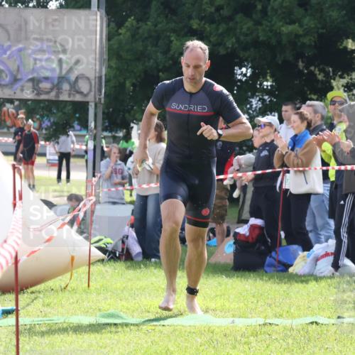 16.06.2024 - 26. Vierlanden-Triathlon Lena Gebhardt http://msf.ph/oto/6314940 16.06.2024 09:45:45 Schwimmen 51, 152, 51, 152 meine-sportfotos.de