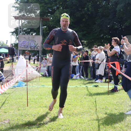 16.06.2024 - 26. Vierlanden-Triathlon Lena Gebhardt http://msf.ph/oto/6314989 16.06.2024 09:46:01 Schwimmen 54, 84, 92, 152, 54, 84, 92, 152 meine-sportfotos.de