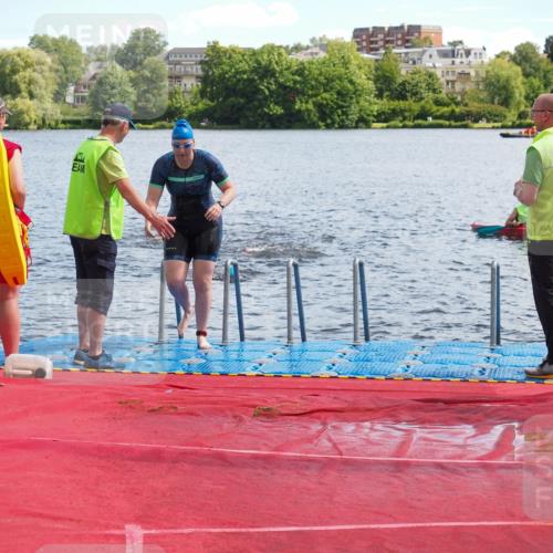 16.06.2024 - 7 Türme Triathlon KatJ http://msf.ph/oto/6315004 16.06.2024 11:22:32 Schwimmen 170 meine-sportfotos.de