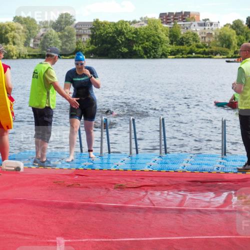 16.06.2024 - 7 Türme Triathlon KatJ http://msf.ph/oto/6315010 16.06.2024 11:22:32 Schwimmen 170 meine-sportfotos.de