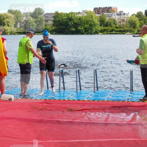 16.06.2024 - 7 Türme Triathlon KatJ http://msf.ph/oto/6315013 16.06.2024 11:22:32 Schwimmen 170 meine-sportfotos.de