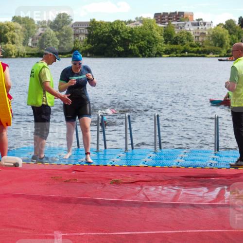 16.06.2024 - 7 Türme Triathlon KatJ http://msf.ph/oto/6315024 16.06.2024 11:22:32 Schwimmen 170 meine-sportfotos.de