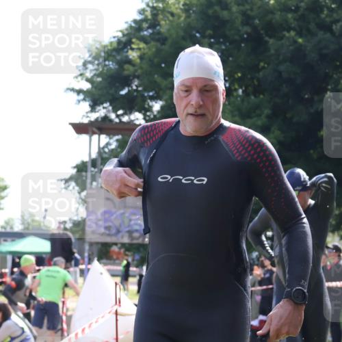 16.06.2024 - 26. Vierlanden-Triathlon Lena Gebhardt http://msf.ph/oto/6315027 16.06.2024 09:46:09 Schwimmen 54, 84, 92, 54, 84, 92 meine-sportfotos.de
