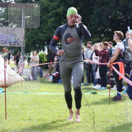 16.06.2024 - 26. Vierlanden-Triathlon Lena Gebhardt http://msf.ph/oto/6315044 16.06.2024 09:46:16 Schwimmen 22, 92, 173, 22, 92, 173 meine-sportfotos.de