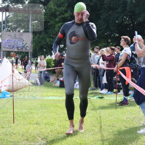 16.06.2024 - 26. Vierlanden-Triathlon Lena Gebhardt http://msf.ph/oto/6315047 16.06.2024 09:46:16 Schwimmen 22, 92, 173, 22, 92, 173 meine-sportfotos.de