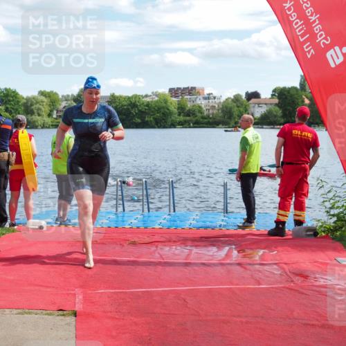 16.06.2024 - 7 Türme Triathlon KatJ http://msf.ph/oto/6315061 16.06.2024 11:22:36 Schwimmen 170 meine-sportfotos.de