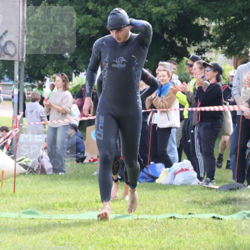 16.06.2024 - 26. Vierlanden-Triathlon Lena Gebhardt http://msf.ph/oto/6315064 16.06.2024 09:46:24 Schwimmen 22, 168, 173, 22, 168, 173 meine-sportfotos.de
