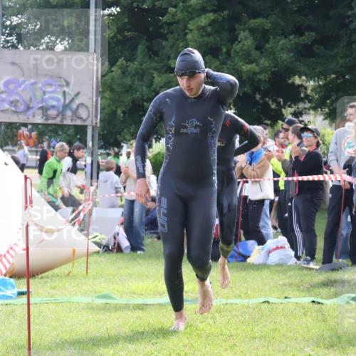 16.06.2024 - 26. Vierlanden-Triathlon Lena Gebhardt http://msf.ph/oto/6315067 16.06.2024 09:46:25 Schwimmen 22, 89, 168, 173, 22, 89, 168, 173 meine-sportfotos.de