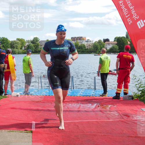 16.06.2024 - 7 Türme Triathlon KatJ http://msf.ph/oto/6315075 16.06.2024 11:22:37 Schwimmen 170 meine-sportfotos.de
