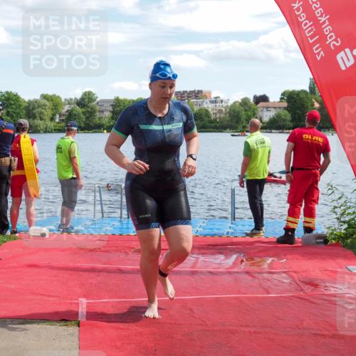 16.06.2024 - 7 Türme Triathlon KatJ http://msf.ph/oto/6315079 16.06.2024 11:22:37 Schwimmen 170 meine-sportfotos.de