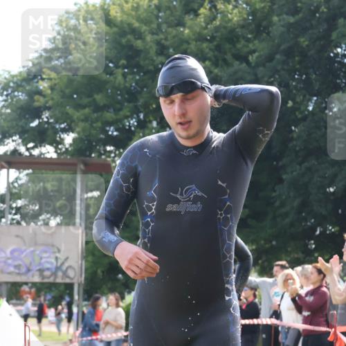 16.06.2024 - 26. Vierlanden-Triathlon Lena Gebhardt http://msf.ph/oto/6315081 16.06.2024 09:46:28 Schwimmen 22, 89, 168, 173, 22, 89, 168, 173 meine-sportfotos.de