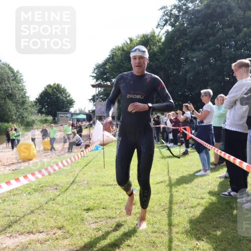 16.06.2024 - 26. Vierlanden-Triathlon Lena Gebhardt http://msf.ph/oto/6315090 16.06.2024 09:46:29 Schwimmen 22, 89, 138, 168, 173, 22, 89, 138, 168, 173 meine-sportfotos.de
