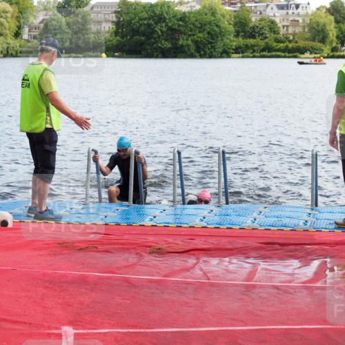 16.06.2024 - 7 Türme Triathlon KatJ http://msf.ph/oto/6315103 16.06.2024 11:22:46 Schwimmen 170 meine-sportfotos.de