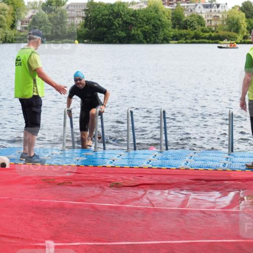 16.06.2024 - 7 Türme Triathlon KatJ http://msf.ph/oto/6315124 16.06.2024 11:22:47 Schwimmen 170 meine-sportfotos.de