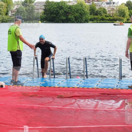 16.06.2024 - 7 Türme Triathlon KatJ http://msf.ph/oto/6315127 16.06.2024 11:22:47 Schwimmen 170 meine-sportfotos.de
