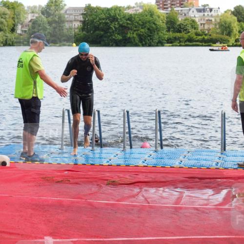 16.06.2024 - 7 Türme Triathlon KatJ http://msf.ph/oto/6315141 16.06.2024 11:22:48 Schwimmen 170 meine-sportfotos.de