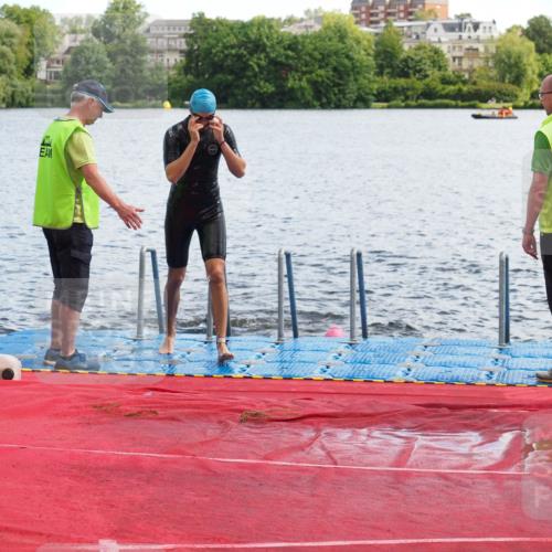 16.06.2024 - 7 Türme Triathlon KatJ http://msf.ph/oto/6315149 16.06.2024 11:22:48 Schwimmen 170 meine-sportfotos.de