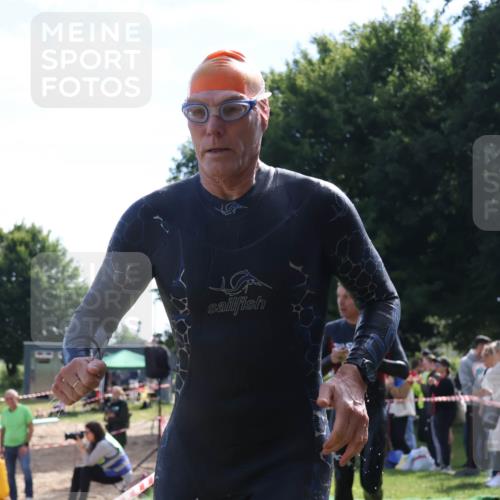 16.06.2024 - 26. Vierlanden-Triathlon Lena Gebhardt http://msf.ph/oto/6315150 16.06.2024 09:46:47 Schwimmen 115, 131, 138, 158, 115, 131, 138, 158 meine-sportfotos.de