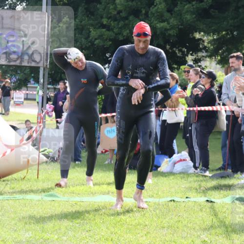 16.06.2024 - 26. Vierlanden-Triathlon Lena Gebhardt http://msf.ph/oto/6315176 16.06.2024 09:46:59 Schwimmen 4, 124, 125, 131, 158, 4, 124, 125, 131, 158 meine-sportfotos.de