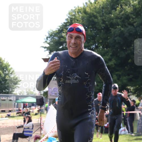 16.06.2024 - 26. Vierlanden-Triathlon Lena Gebhardt http://msf.ph/oto/6315191 16.06.2024 09:47:04 Schwimmen 4, 124, 125, 131, 158, 4, 124, 125, 131, 158 meine-sportfotos.de