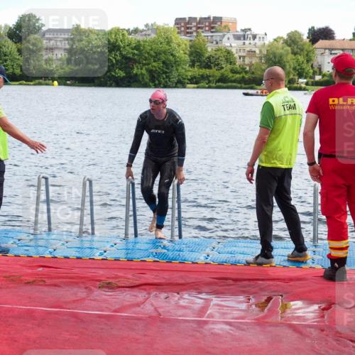 16.06.2024 - 7 Türme Triathlon KatJ http://msf.ph/oto/6315193 16.06.2024 11:22:53 Schwimmen 170 meine-sportfotos.de