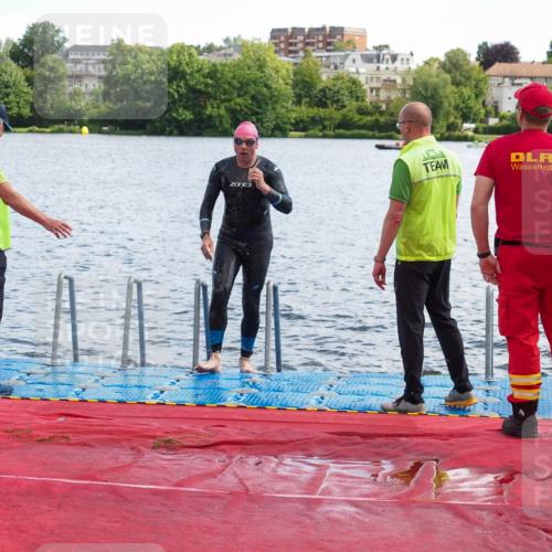 16.06.2024 - 7 Türme Triathlon KatJ http://msf.ph/oto/6315203 16.06.2024 11:22:53 Schwimmen 170 meine-sportfotos.de