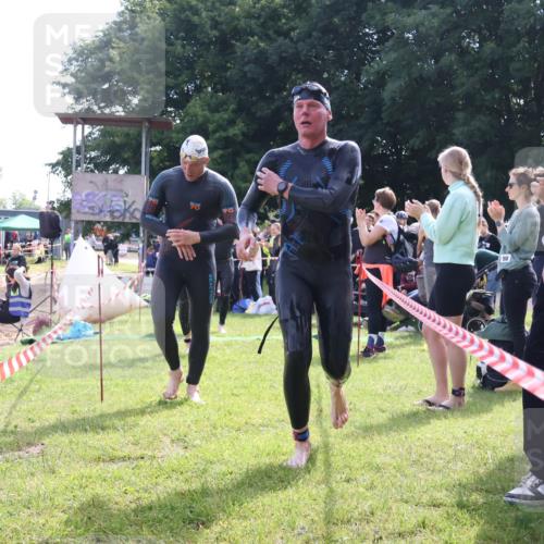 16.06.2024 - 26. Vierlanden-Triathlon Lena Gebhardt http://msf.ph/oto/6315206 16.06.2024 09:47:06 Schwimmen 4, 124, 125, 158, 4, 124, 125, 158 meine-sportfotos.de