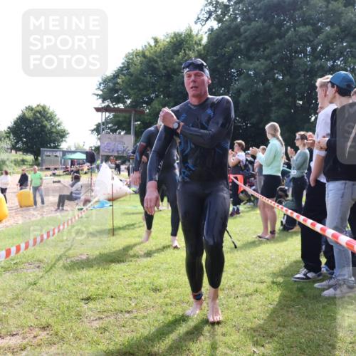 16.06.2024 - 26. Vierlanden-Triathlon Lena Gebhardt http://msf.ph/oto/6315213 16.06.2024 09:47:07 Schwimmen 4, 124, 125, 158, 4, 124, 125, 158 meine-sportfotos.de
