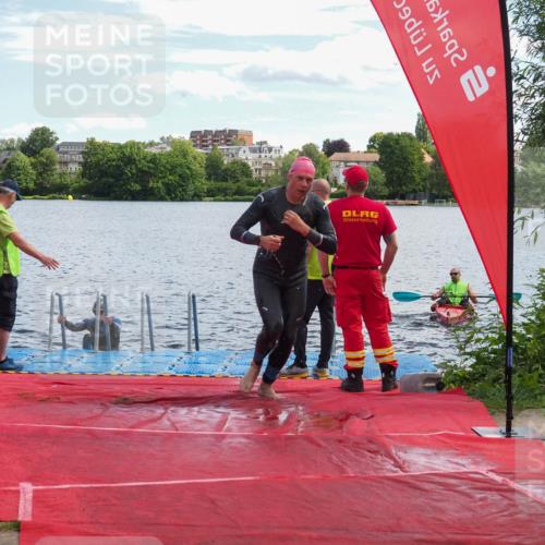 16.06.2024 - 7 Türme Triathlon KatJ http://msf.ph/oto/6315234 16.06.2024 11:22:56 Schwimmen 170 meine-sportfotos.de