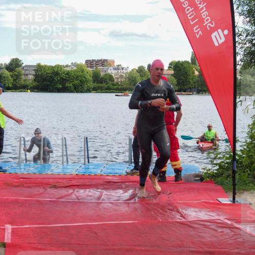 16.06.2024 - 7 Türme Triathlon KatJ http://msf.ph/oto/6315244 16.06.2024 11:22:57 Schwimmen 170 meine-sportfotos.de