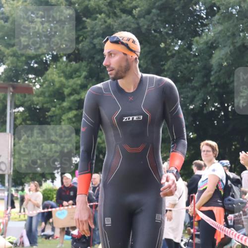 16.06.2024 - 26. Vierlanden-Triathlon Lena Gebhardt http://msf.ph/oto/6315280 16.06.2024 09:47:58 Schwimmen 33, 98, 33, 98 meine-sportfotos.de