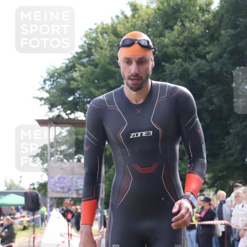 16.06.2024 - 26. Vierlanden-Triathlon Lena Gebhardt http://msf.ph/oto/6315284 16.06.2024 09:47:58 Schwimmen 33, 98, 33, 98 meine-sportfotos.de