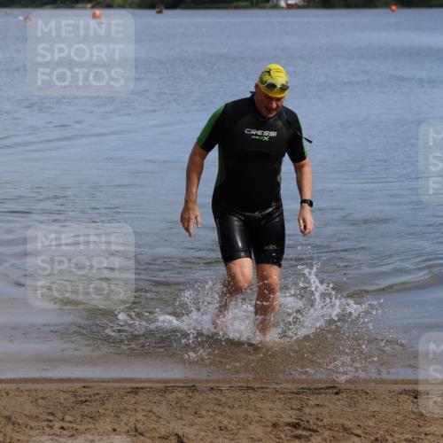 16.06.2024 - 26. Vierlanden-Triathlon Strokosch-Dieckow http://msf.ph/oto/6315321 16.06.2024 10:01:11 Schwimmen 149, 218, 149, 218 meine-sportfotos.de