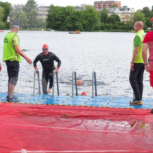 16.06.2024 - 7 Türme Triathlon KatJ http://msf.ph/oto/6315322 16.06.2024 11:24:15 Schwimmen 161, 184, 257 meine-sportfotos.de