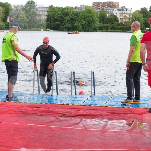 16.06.2024 - 7 Türme Triathlon KatJ http://msf.ph/oto/6315332 16.06.2024 11:24:16 Schwimmen 161, 184, 257 meine-sportfotos.de