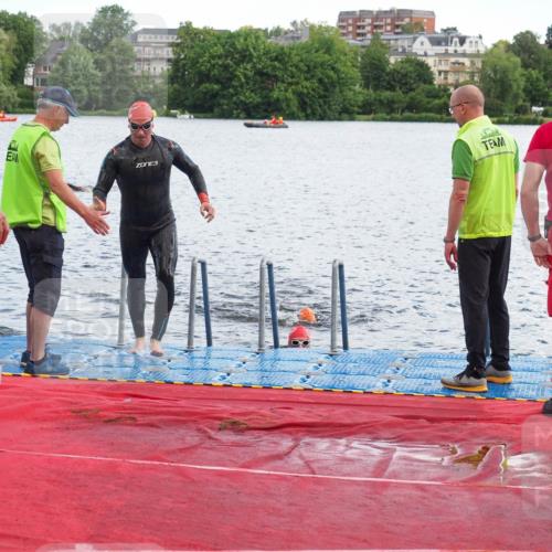 16.06.2024 - 7 Türme Triathlon KatJ http://msf.ph/oto/6315341 16.06.2024 11:24:17 Schwimmen 161, 184, 257 meine-sportfotos.de