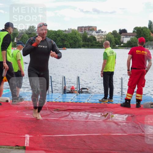 16.06.2024 - 7 Türme Triathlon KatJ http://msf.ph/oto/6315369 16.06.2024 11:24:19 Schwimmen 161, 184, 257 meine-sportfotos.de