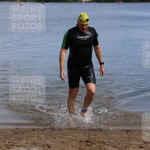 16.06.2024 - 26. Vierlanden-Triathlon Strokosch-Dieckow http://msf.ph/oto/6315371 16.06.2024 10:01:11 Schwimmen 149, 218, 149, 218 meine-sportfotos.de
