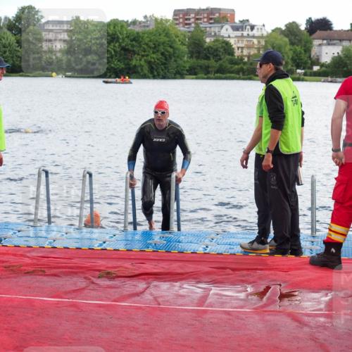 16.06.2024 - 7 Türme Triathlon KatJ http://msf.ph/oto/6315414 16.06.2024 11:24:25 Schwimmen 161, 257 meine-sportfotos.de