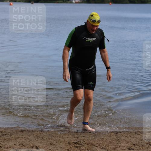 16.06.2024 - 26. Vierlanden-Triathlon Strokosch-Dieckow http://msf.ph/oto/6315420 16.06.2024 10:01:12 Schwimmen 149, 218, 149, 218 meine-sportfotos.de