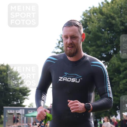 16.06.2024 - 26. Vierlanden-Triathlon Lena Gebhardt http://msf.ph/oto/6315421 16.06.2024 09:49:10 Schwimmen 72, 72 meine-sportfotos.de