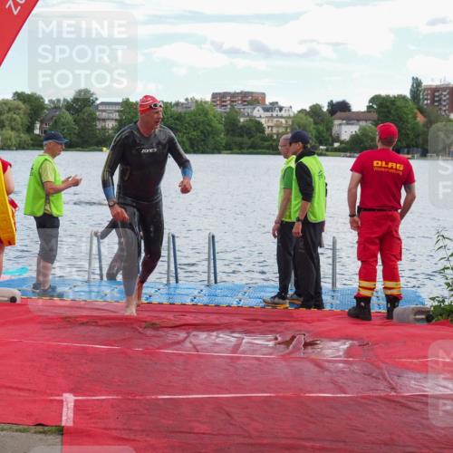 16.06.2024 - 7 Türme Triathlon KatJ http://msf.ph/oto/6315456 16.06.2024 11:24:29 Schwimmen 161, 257 meine-sportfotos.de