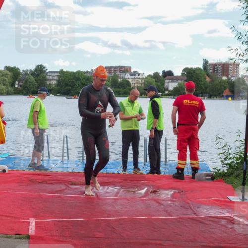 16.06.2024 - 7 Türme Triathlon KatJ http://msf.ph/oto/6315535 16.06.2024 11:24:37 Schwimmen 161, 257 meine-sportfotos.de